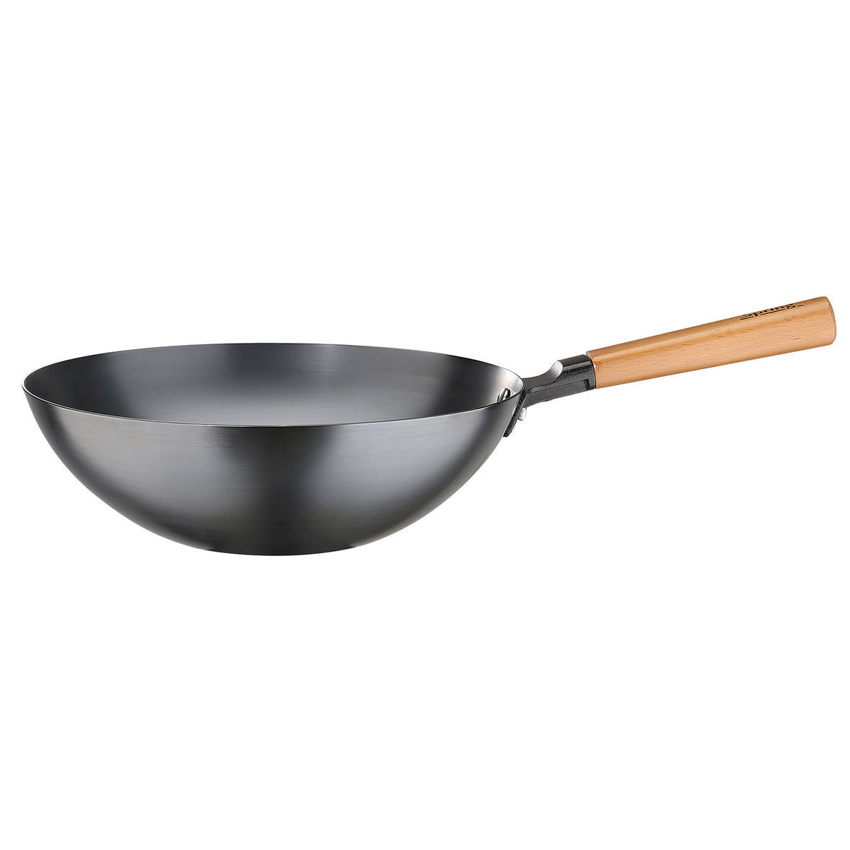 Die Spring Wokpfanne Canton aus Carbonstahl, Ø 30 cm von Spring hat einen Holzgriff und ist auf einem schlichten weißen Hintergrund abgebildet.